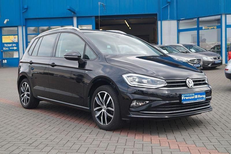 Schwarz Gebraucht 2018 VW Golf Sportsvan Join Van / Kleinbus | 20.990 € (Fairer Preis) - Bild 1/4
