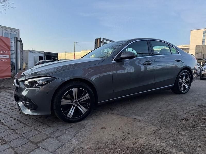 Gebraucht Mercedes C220 200 PS (147 kW) 2022 Grau Limousine