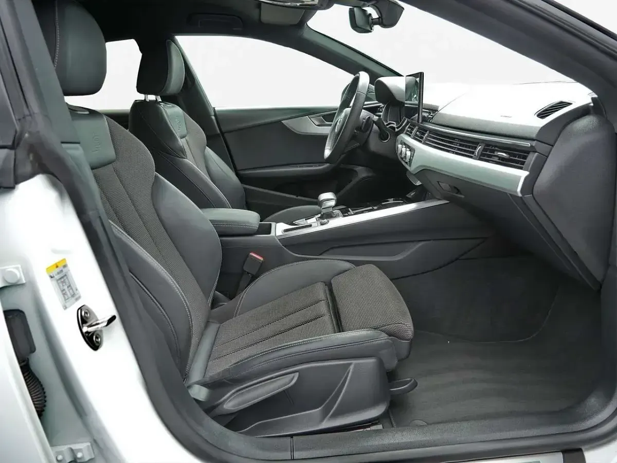 Gebraucht Audi A5 S-Line 163 PS (119 kW) 2022 Gletscherweiß metallic Coupé