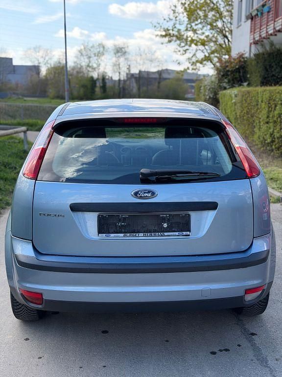 Gebraucht Ford Focus 101 PS (74 kW) 2005 Blau Limousine