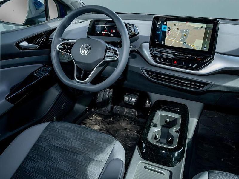 Second-hand VW ID.4 Pure 108 kW (148 CP) 2023 Albastru SUV