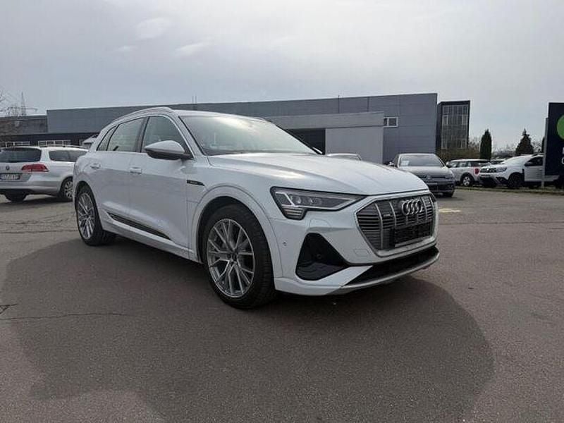 Gebraucht Audi e-tron S-Line 300 kW (408 PS) 2023 Weiß SUV