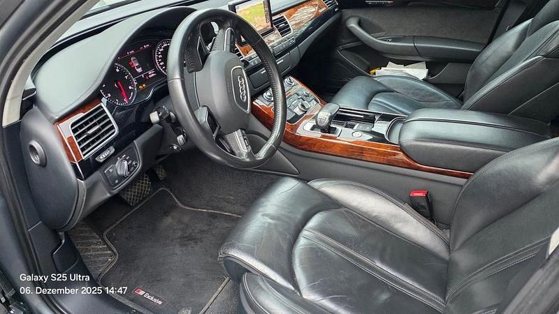 Gebraucht Audi A8 Ambiente 290 PS (213 kW) 2011 Grau Limousine