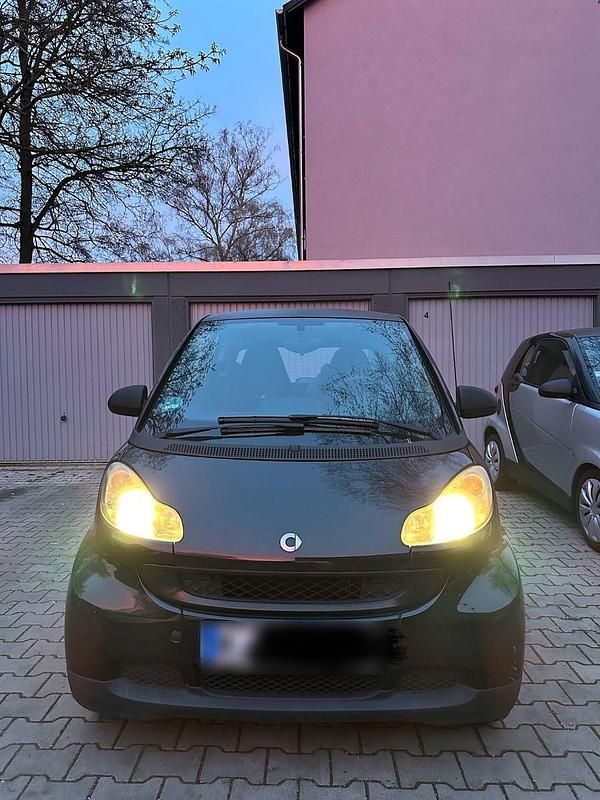 Gebraucht Smart ForTwo Coupé 61 PS (44 kW) 2010 Schwarz Coupé
