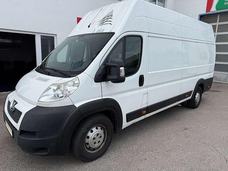 Gebraucht Peugeot Boxer 177 PS (130 kW) 2013 Lack weiss banquise Van