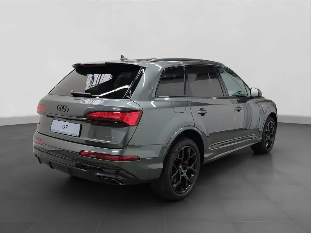 Gebraucht Audi Q7 S-Line 286 PS (210 kW) 2026 Grau SUV