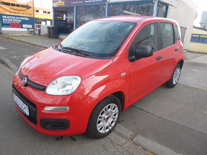 Gebraucht Fiat Panda Easy 69 PS (50 kW) 2018 Rot Kleinwagen