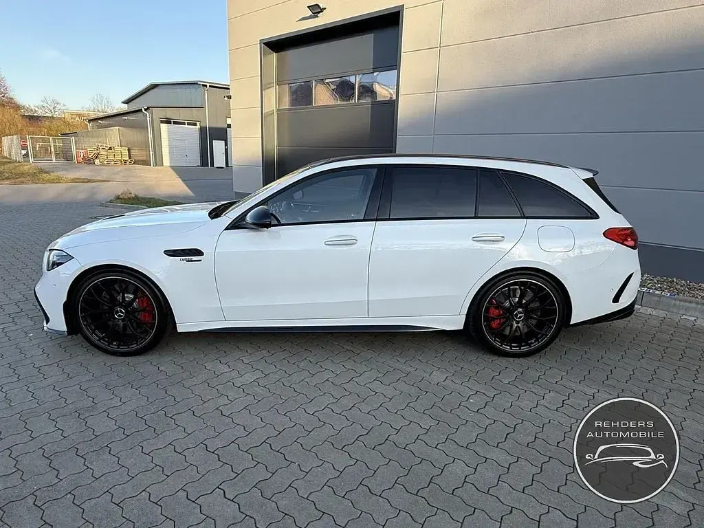 Gebraucht Mercedes C63 AMG AMG 680 PS (500 kW) 2025 Opalithweiss  lack Kombi