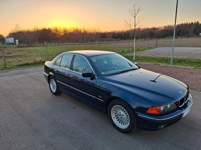Gebraucht BMW 528 Sport Line 193 PS (141 kW) 1998 Blau Limousine