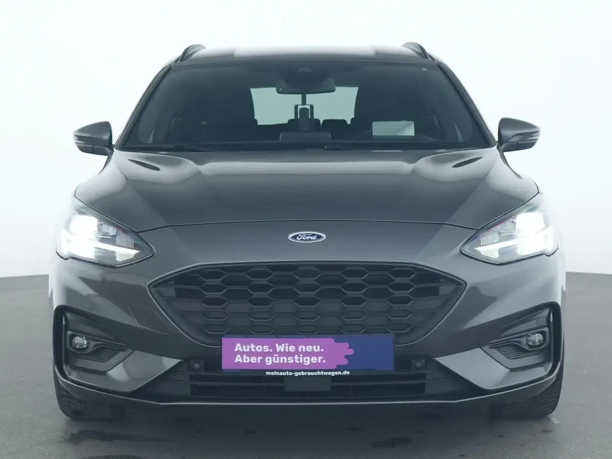 Gebraucht Ford Focus ST-Line 125 PS (91 kW) 2021 Magnetic grau Limousine
