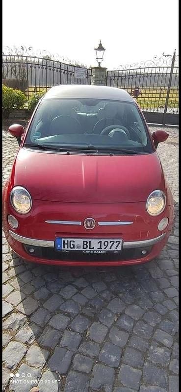 Rot Gebraucht 2009 Fiat 500 Lounge Limousine | 2.390 € (Fairer Preis) - Bild 1/4