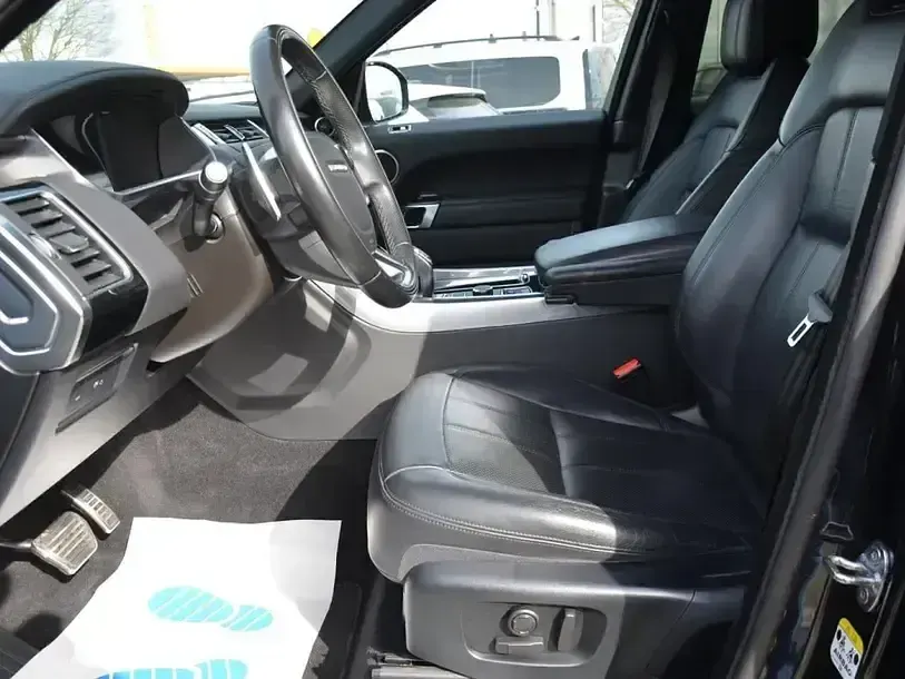Gebraucht Land Rover Range Rover Sport 306 PS (225 kW) 2019 Santorini black (metallic) SUV