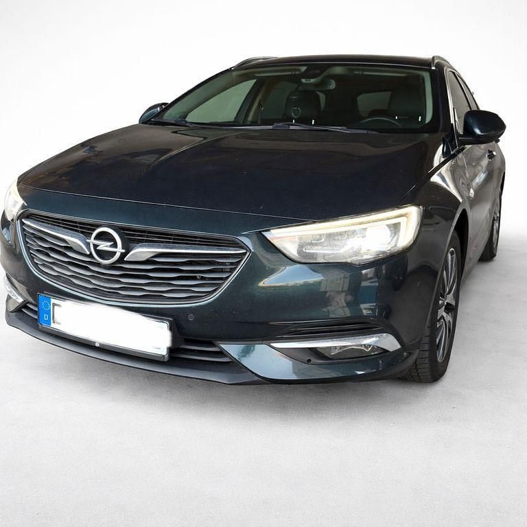 Gebraucht Opel Insignia Dynamic 165 PS (121 kW) 2017 Grün Kombi