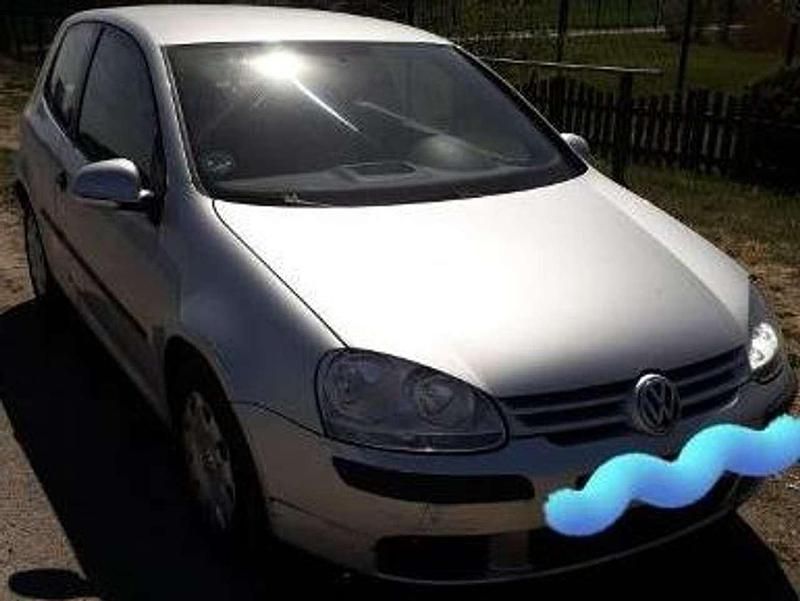 Silber Gebraucht 2004 VW Golf IV Comfortline Limousine | 1.602 € (Guter Preis) - Bild 1/4