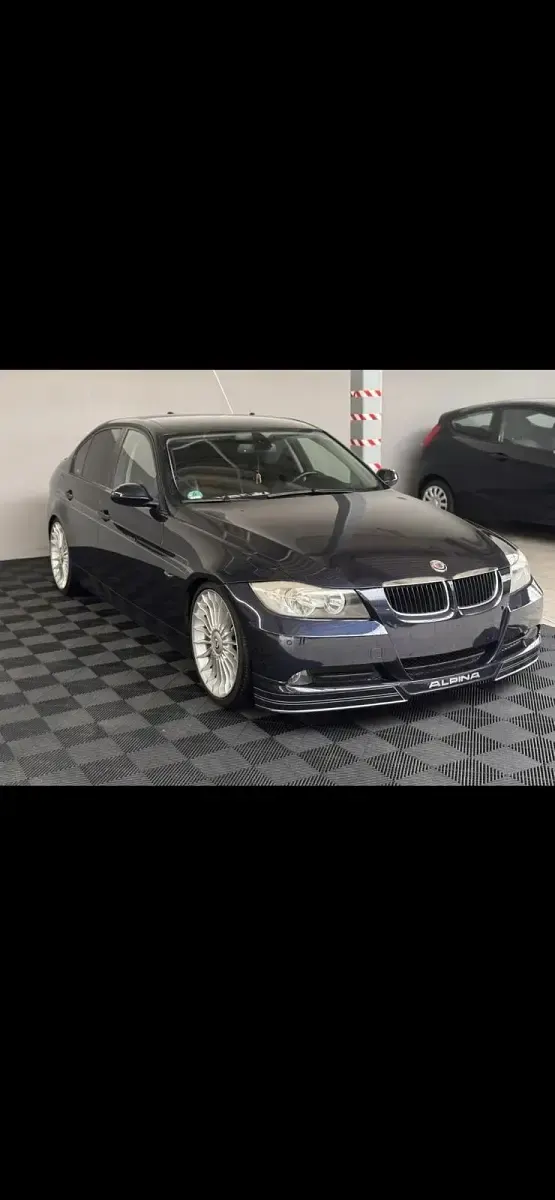 Gebraucht BMW 320 150 PS (110 kW) 2005 Blau Limousine