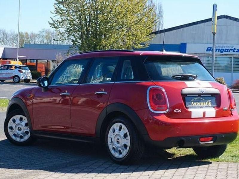 Gebraucht Mini ONE 102 PS (75 kW) 2015 Rot Kleinwagen