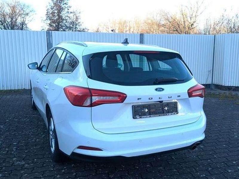 Gebraucht Ford Focus 125 PS (91 kW) 2020 Frostweiß Kombi