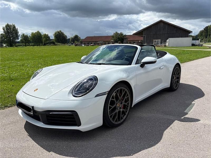 Weiß Gebraucht 2024 Porsche 911 Carrera S Cabriolet Cabrio | 131.900 € (Superpreis) - Bild 1/4