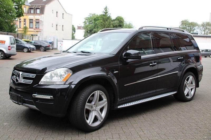 Gebraucht Mercedes GL350 211 PS (155 kW) 2011 Schwarz SUV