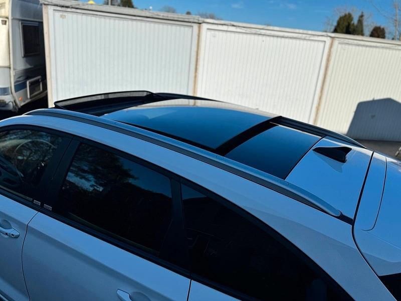 Gebraucht Hyundai i30 140 PS (102 kW) 2020 Weiß Kombi