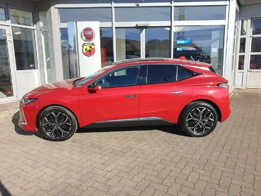 Gebraucht DS Automobiles DS4 Opera 131 PS (96 kW) 2024 Lackierung peperoncino red/typ SUV