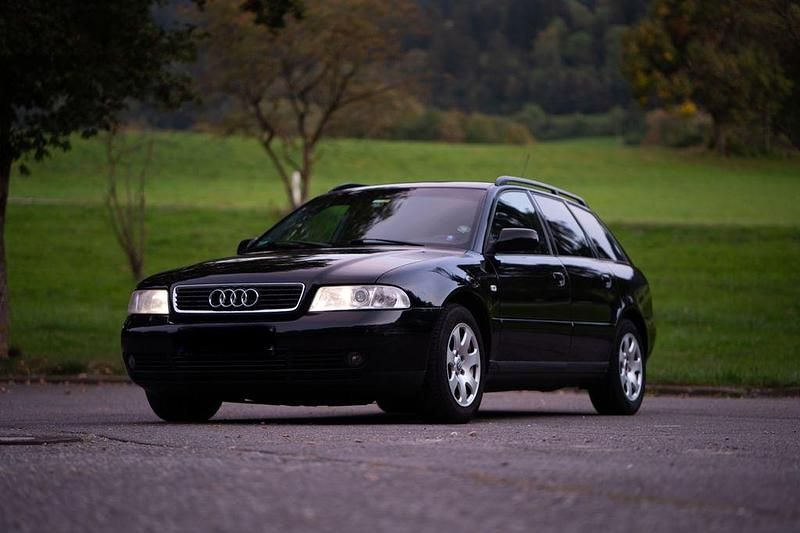 Usata Audi A4 125 CV (91 kW) 2000 Nero Station wagon