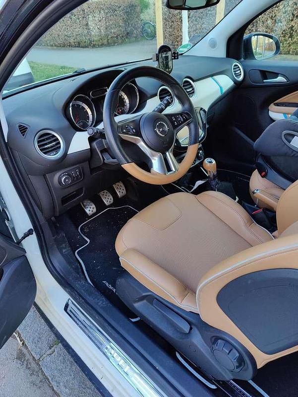 Gebraucht Opel Adam Rocks 116 PS (85 kW) 2016 Kleinwagen