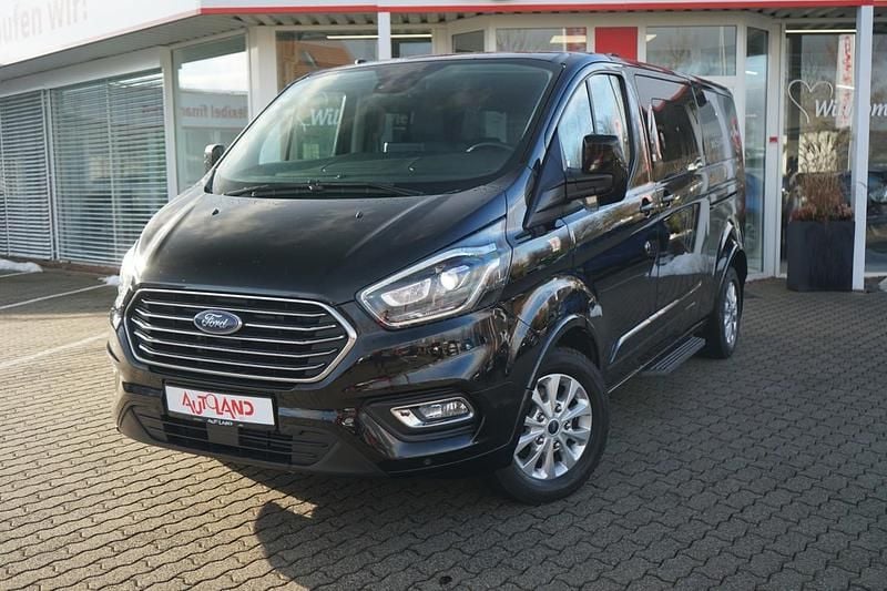 Schwarz Gebraucht 2020 Ford Tourneo Custom Titanium Van | 34.990 € (Etwas zu teuer) - Bild 1/4