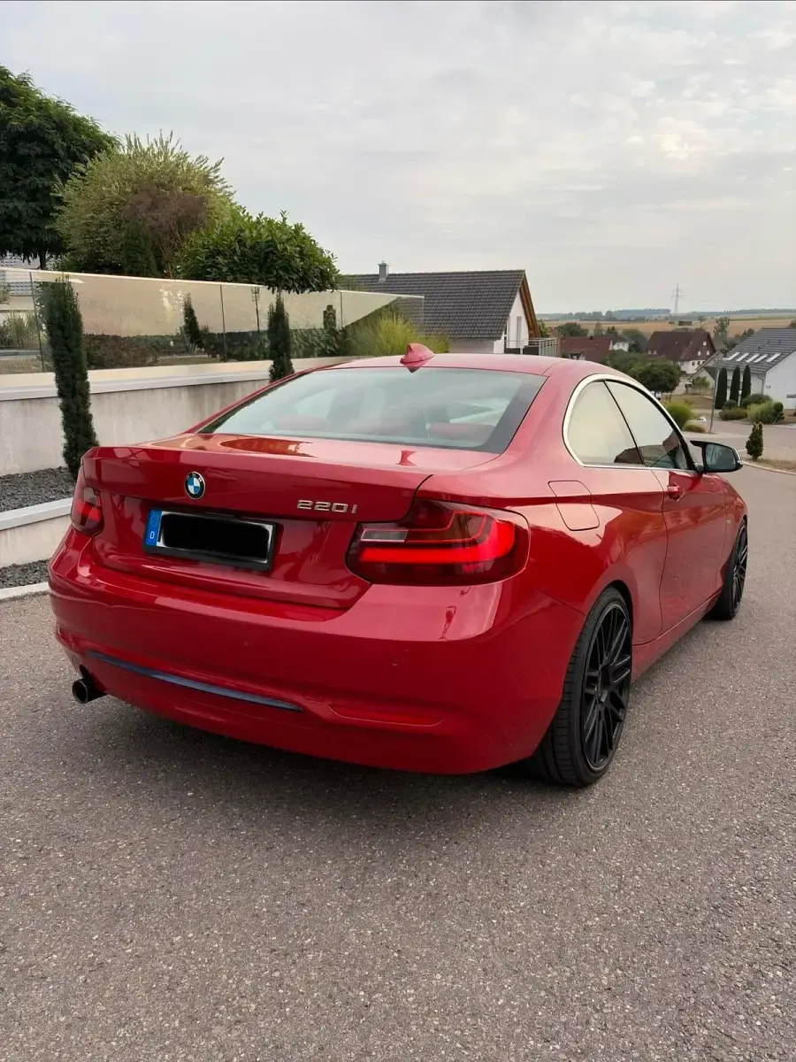 Gebraucht BMW 220 Sport Line 245 PS (180 kW) 2015 Rot Coupé