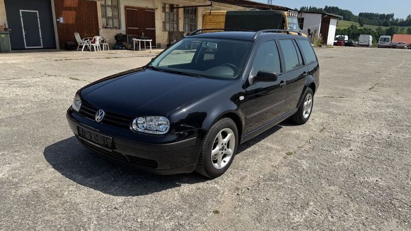 Schwarz Gebraucht 2001 VW Golf IV Kombi | 1.699 € (Fairer Preis) - Bild 1/4