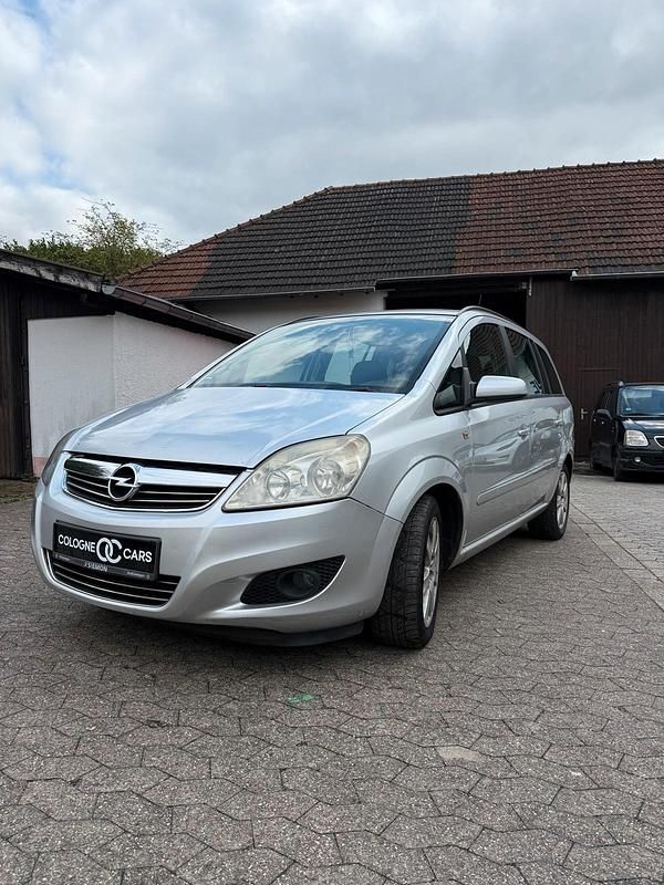 Silber Gebraucht 2006 Opel Zafira Van / Kleinbus | 1.299 € (Guter Preis) - Bild 1/4