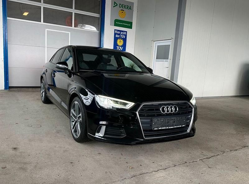 Gebraucht Audi A3 Sport 116 PS (85 kW) 2018 Schwarz Limousine