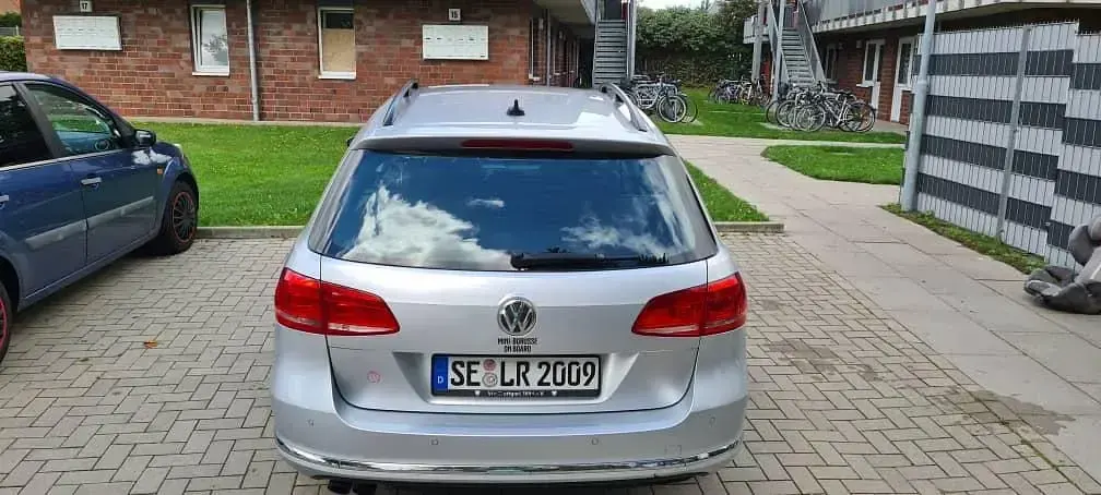 Gebraucht VW Passat 105 PS (77 kW) 2011 Silber Kombi