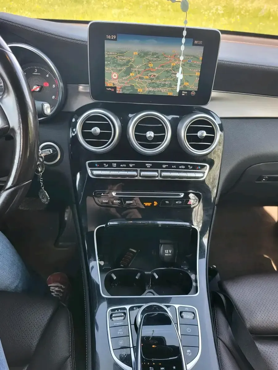 Gebraucht Mercedes GLC220 AMG line 170 PS (125 kW) 2016 SUV