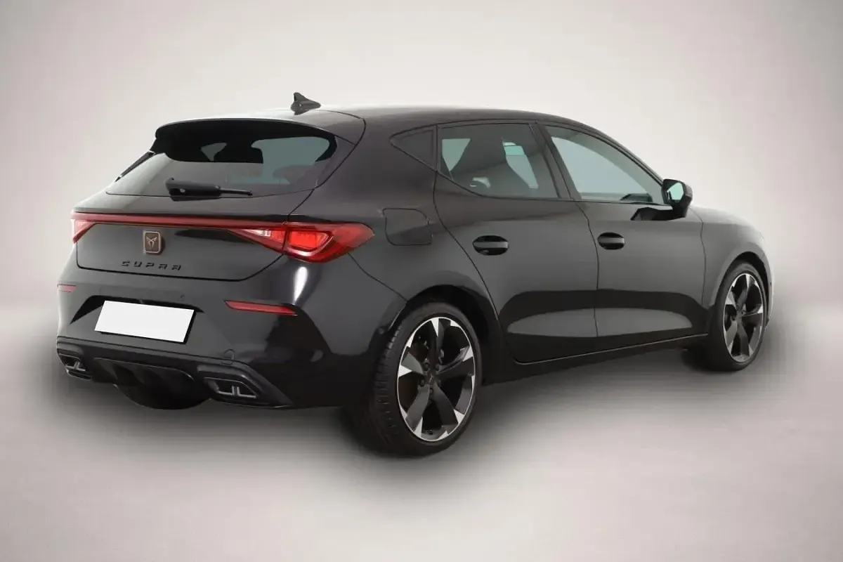 Gebraucht Cupra Leon 150 PS (110 kW) 2023 Manufacturer Limousine