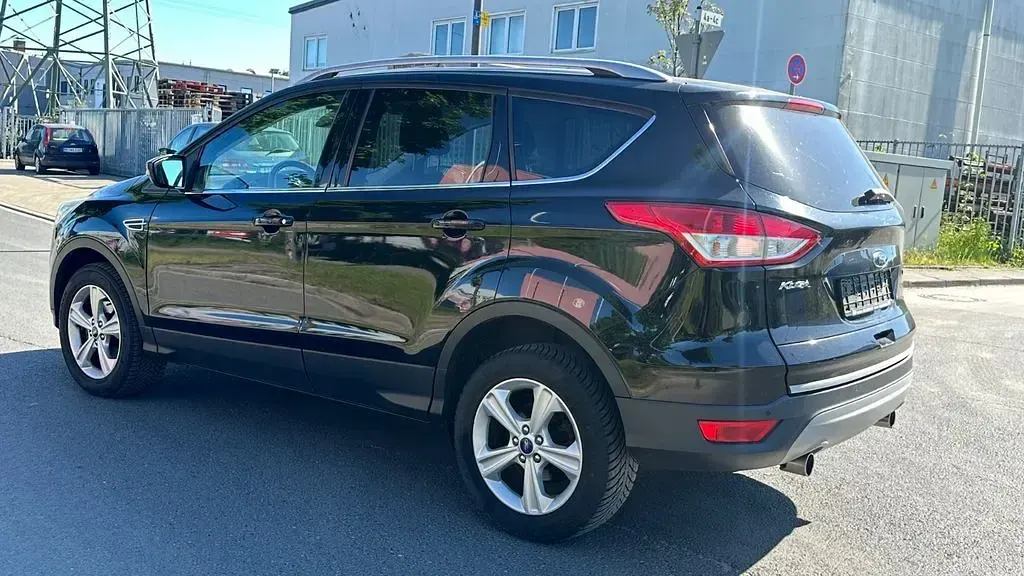 Gebraucht Ford Kuga SYNC Edition 150 PS (110 kW) 2016 Schwarz SUV