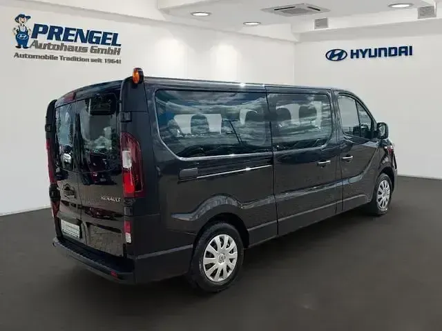 Gebraucht Renault Trafic 120 PS (88 kW) 2020 Schwarz Van / Kleinbus