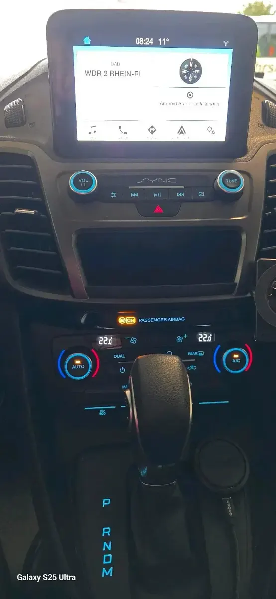Gebraucht Ford Tourneo Connect 120 PS (88 kW) 2018 Schwarz Van / Kleinbus
