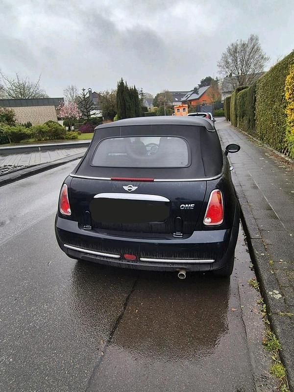 Second-hand Mini ONE 80 CP (58 kW) 2008 Negru Hatchback