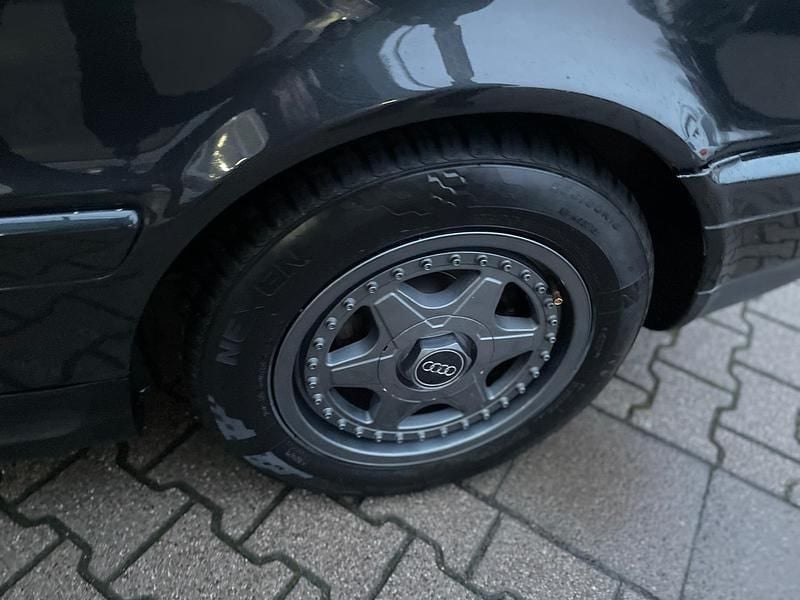 Schwarz Gebraucht 1989 Audi Coupé Coupé | 2.900 € - Bild 1/4
