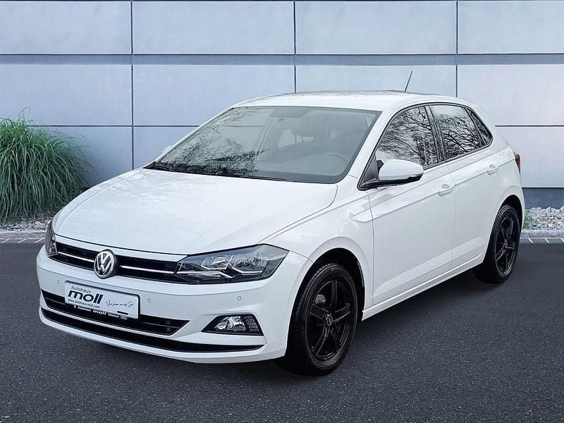 Weiß Gebraucht 2019 VW Polo Comfortline Limousine | 14.790 € (Guter Preis) - Bild 1/4