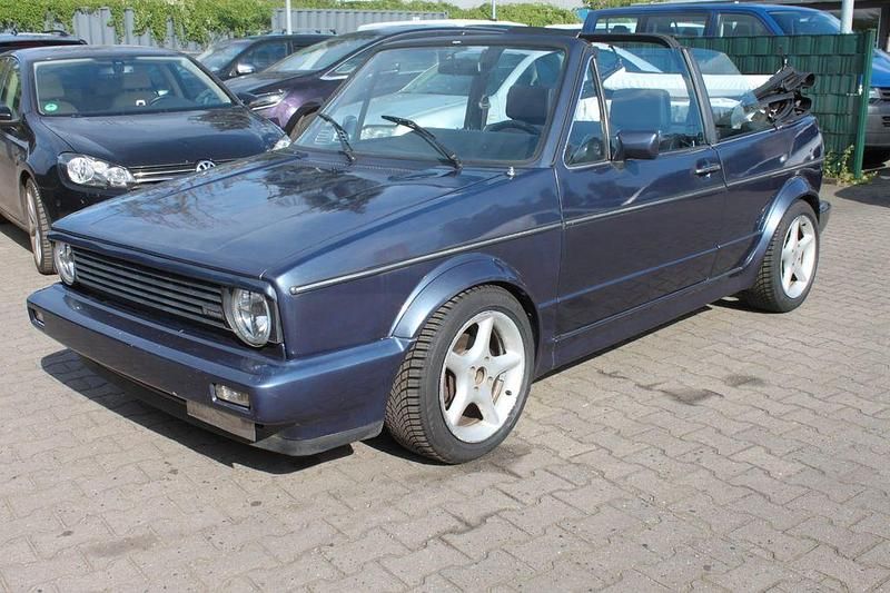 Blau Gebraucht 1988 VW Golf Cabriolet Edition Cabrio | 8.490 € - Bild 1/4