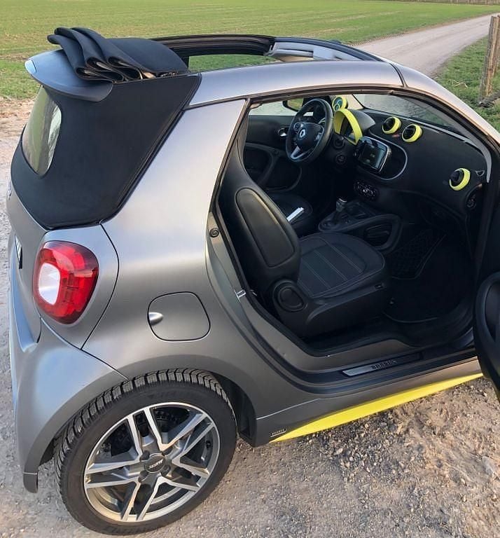 Gebraucht Smart ForTwo Cabrio Brabus 90 PS (66 kW) 2017 Grau Cabrio