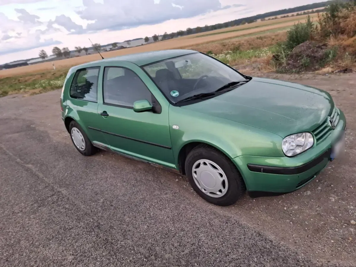 Gebraucht VW Golf IV 75 PS (55 kW) 2000 Grün Kleinwagen
