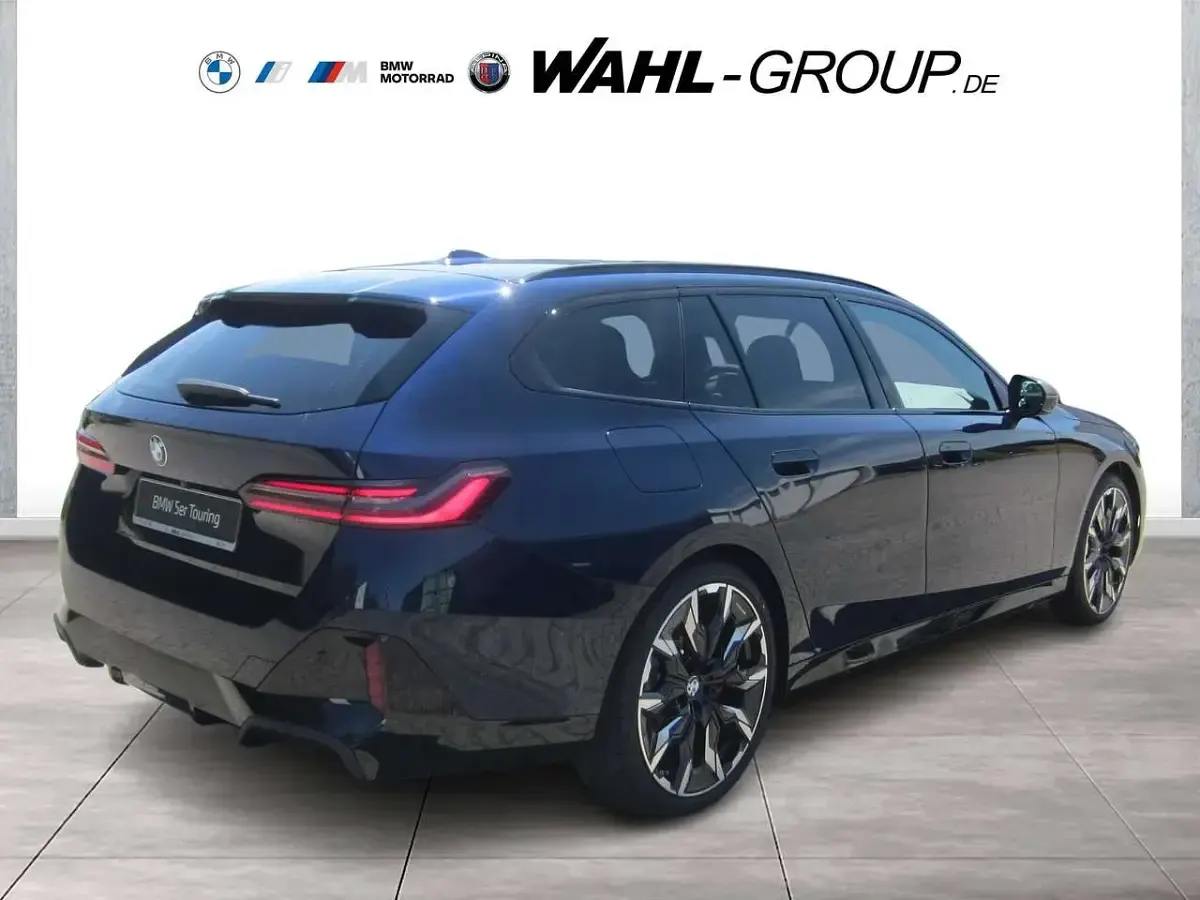 Neu BMW 540 M Sport 303 PS (222 kW) 2026 Tansanitblau ii Kombi