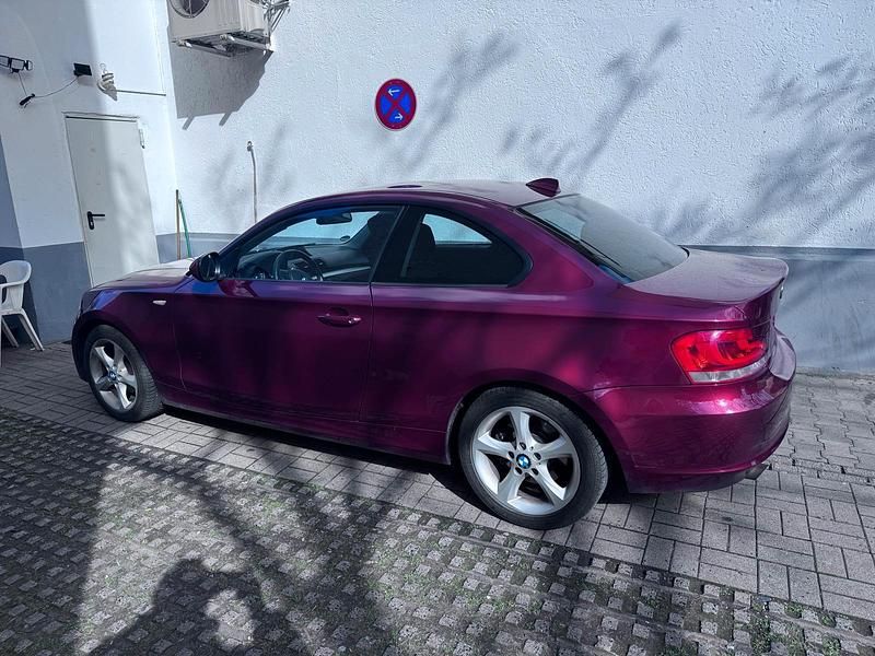 Gebraucht BMW 118 Coupé 143 PS (105 kW) 2011 Rot Coupé