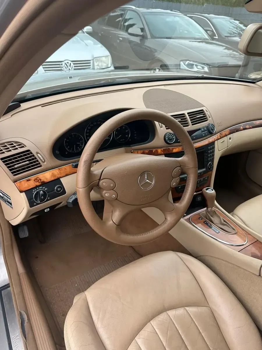 Gebraucht Mercedes E280 190 PS (139 kW) 2006 Gold Kombi