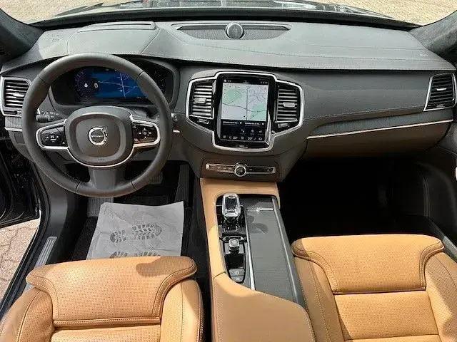 Gebraucht Volvo XC90 Ultimate 235 PS (172 kW) 2024 Blau SUV