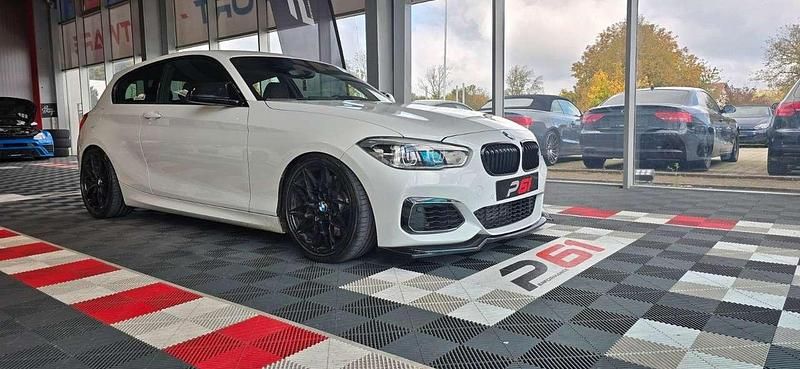 Gebraucht BMW 135 M Performance 326 PS (239 kW) 2015 Alpinweiss iii Kleinwagen