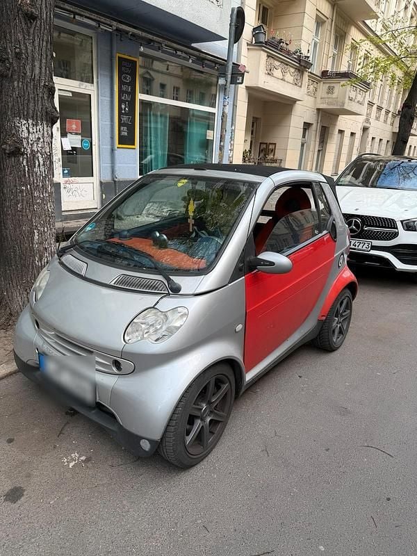 Second-hand Smart ForTwo Cabrio 2000 Roșu Cabrio
